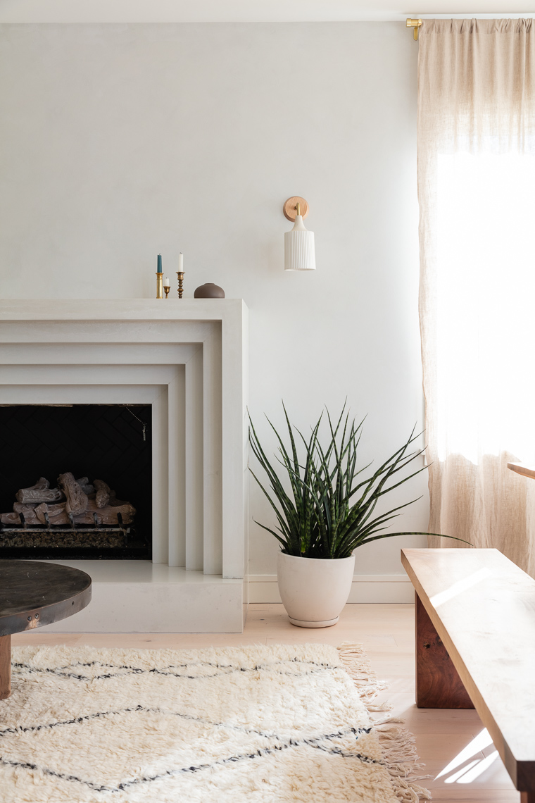 EK_1939SunsetHouse_LivingDiningRoom_0366